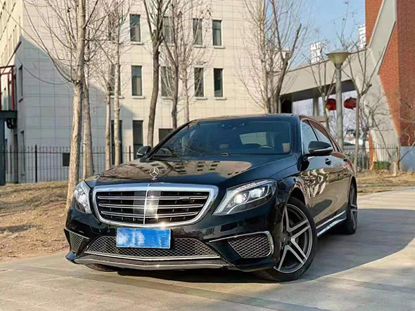 奔驰商务3